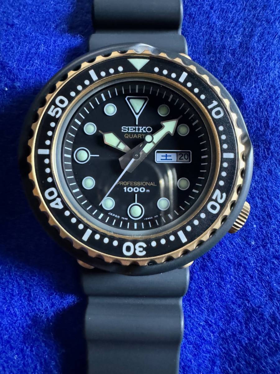 美品 限定 復刻 SBBN040 セイコー　プロスペックス　SEIKO クオーツ 1000M TUNA ツナ缶　ダイバー　７Ｃ４６　外胴プロテクター_画像1