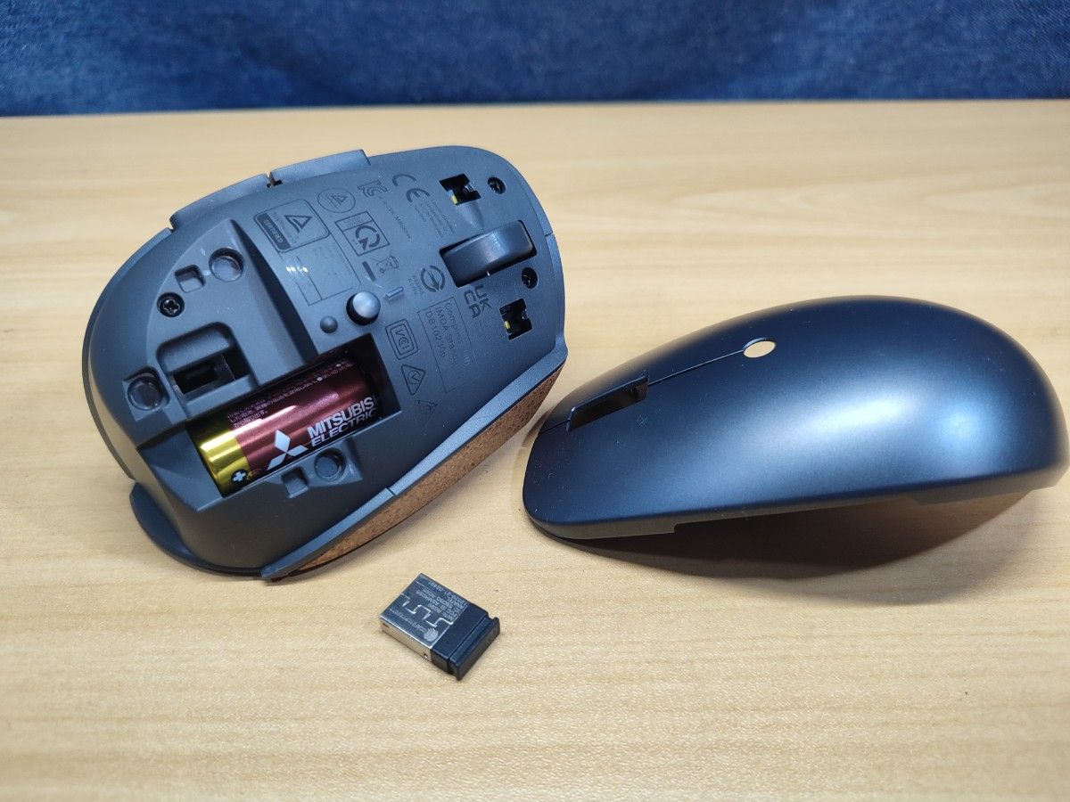 Lenovo Go ワイヤレス バーティカルマウス  スピーカーフォン