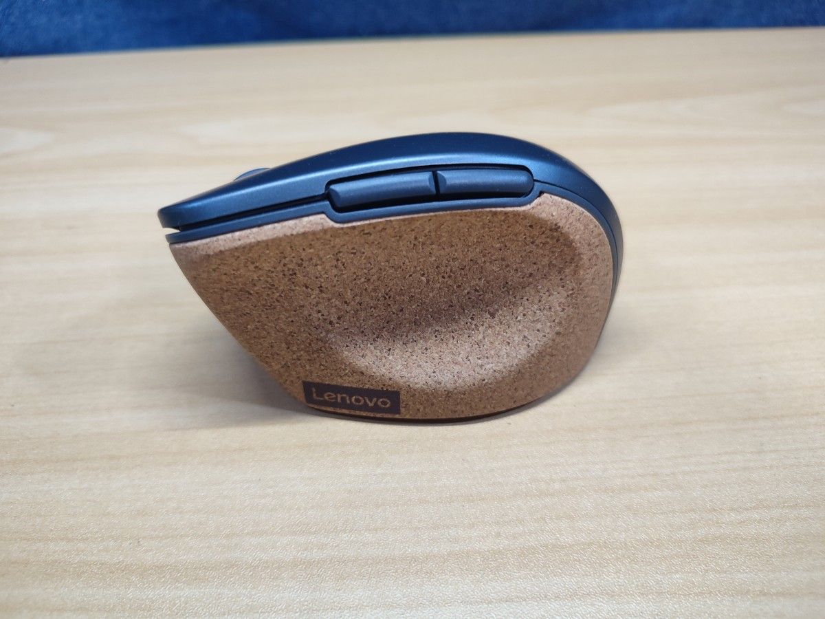 Lenovo Go ワイヤレス バーティカルマウス  スピーカーフォン