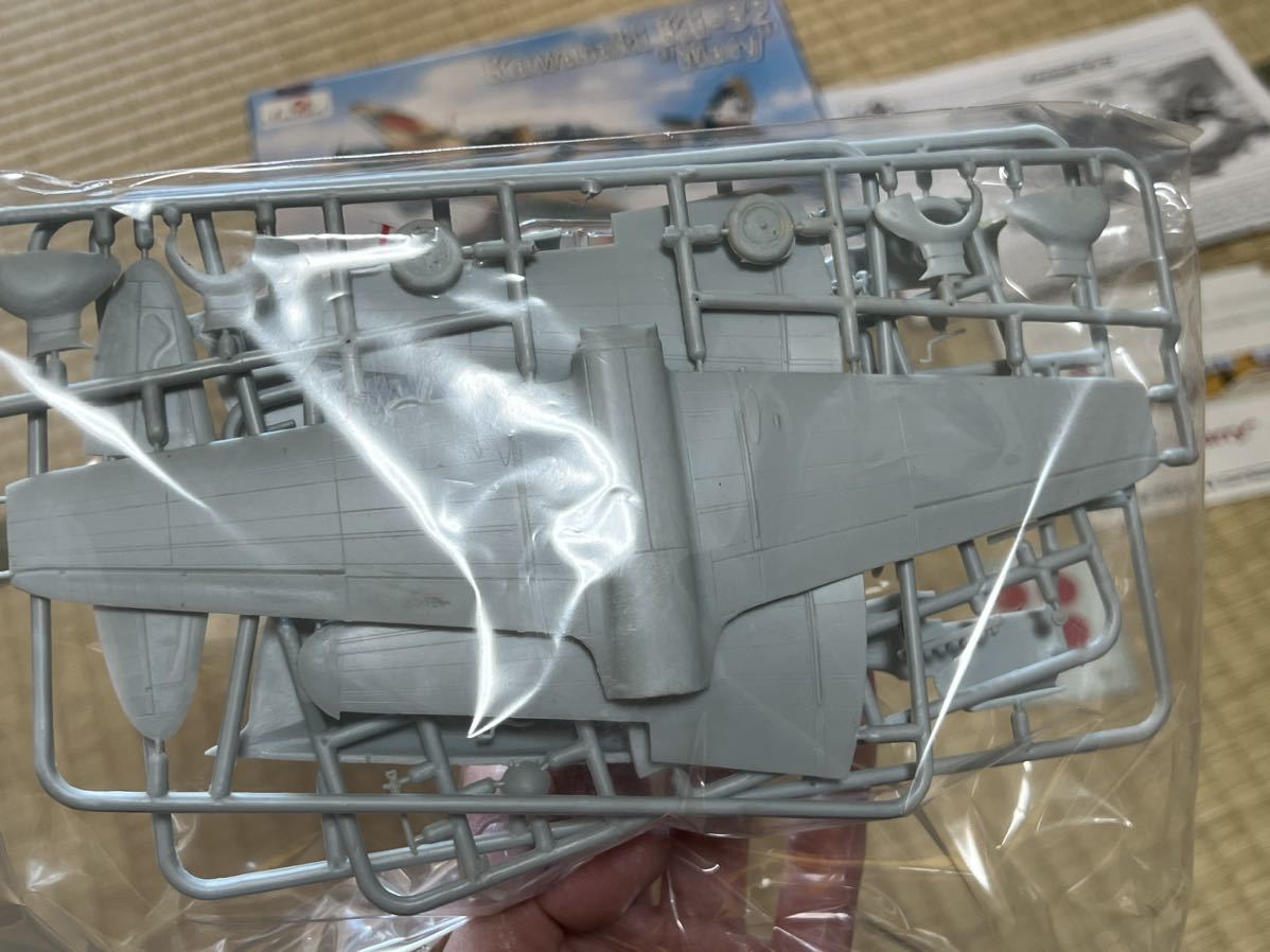 Aモデル 1/72 九八式 軽爆撃機 オマケ付き 日本軍 日本陸軍 帝国陸軍 A model 川崎 キ32_画像5