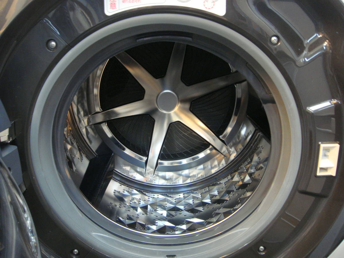引取り大歓迎　中古　ドラム式洗濯乾燥機　パナソニック　NA-VX7600L　2015年製　　10/6㎏　近隣送料無料（条件有）_画像2