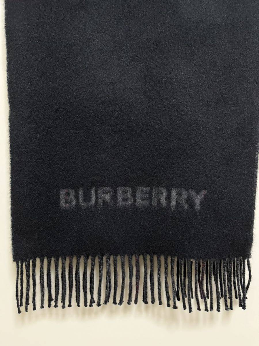 BURBERRY　バーバリー　マフラー　カシミア100％　未使用に近い　リバーシブル　新作　送料無料!!　現在定価88000円_画像9