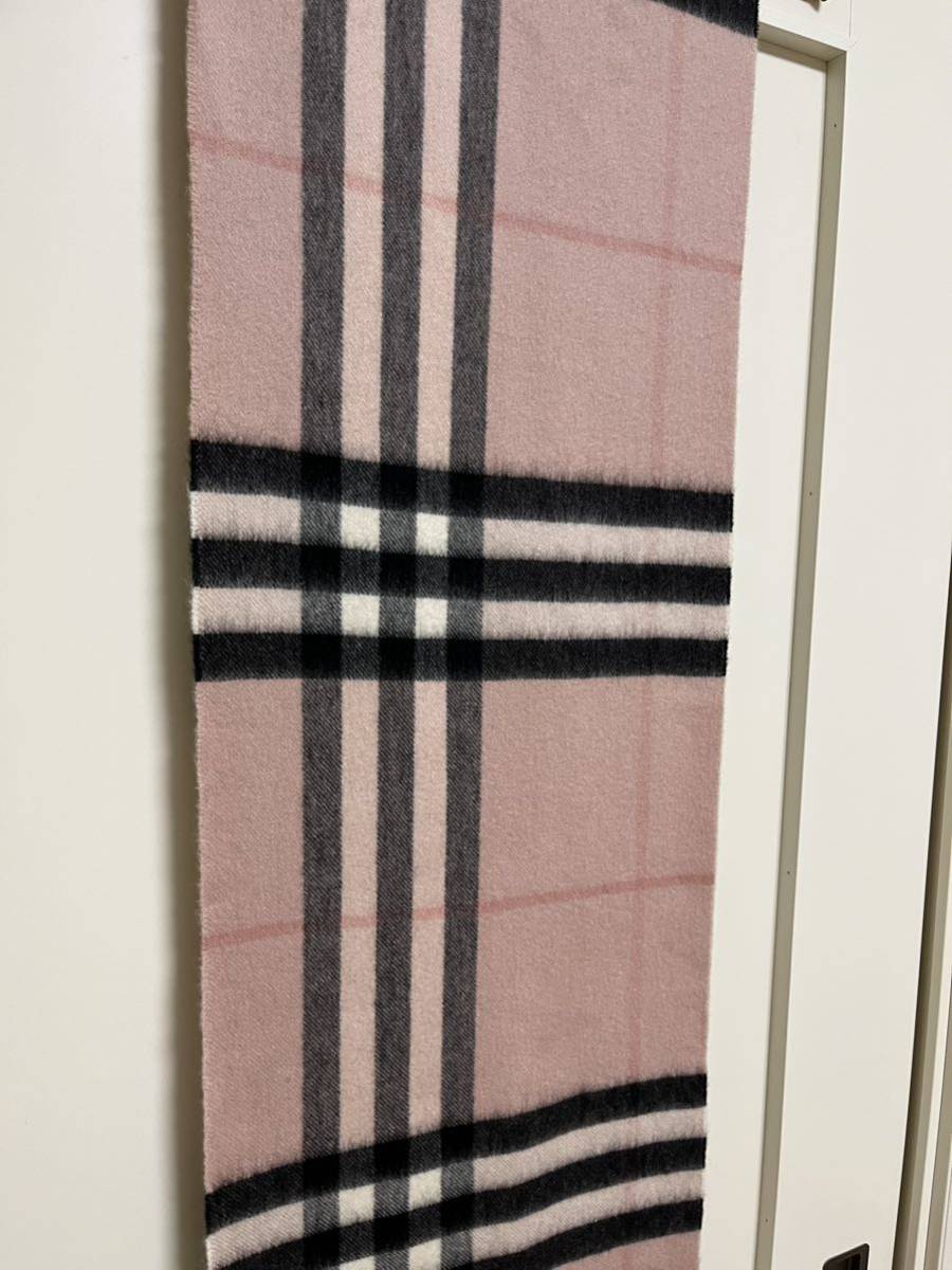 BURBERRY バーバリー マフラー カシミア100% タグ付き未使用品 BURBERRY バーバリー マフラー カシミア100% タグ付き未使用品