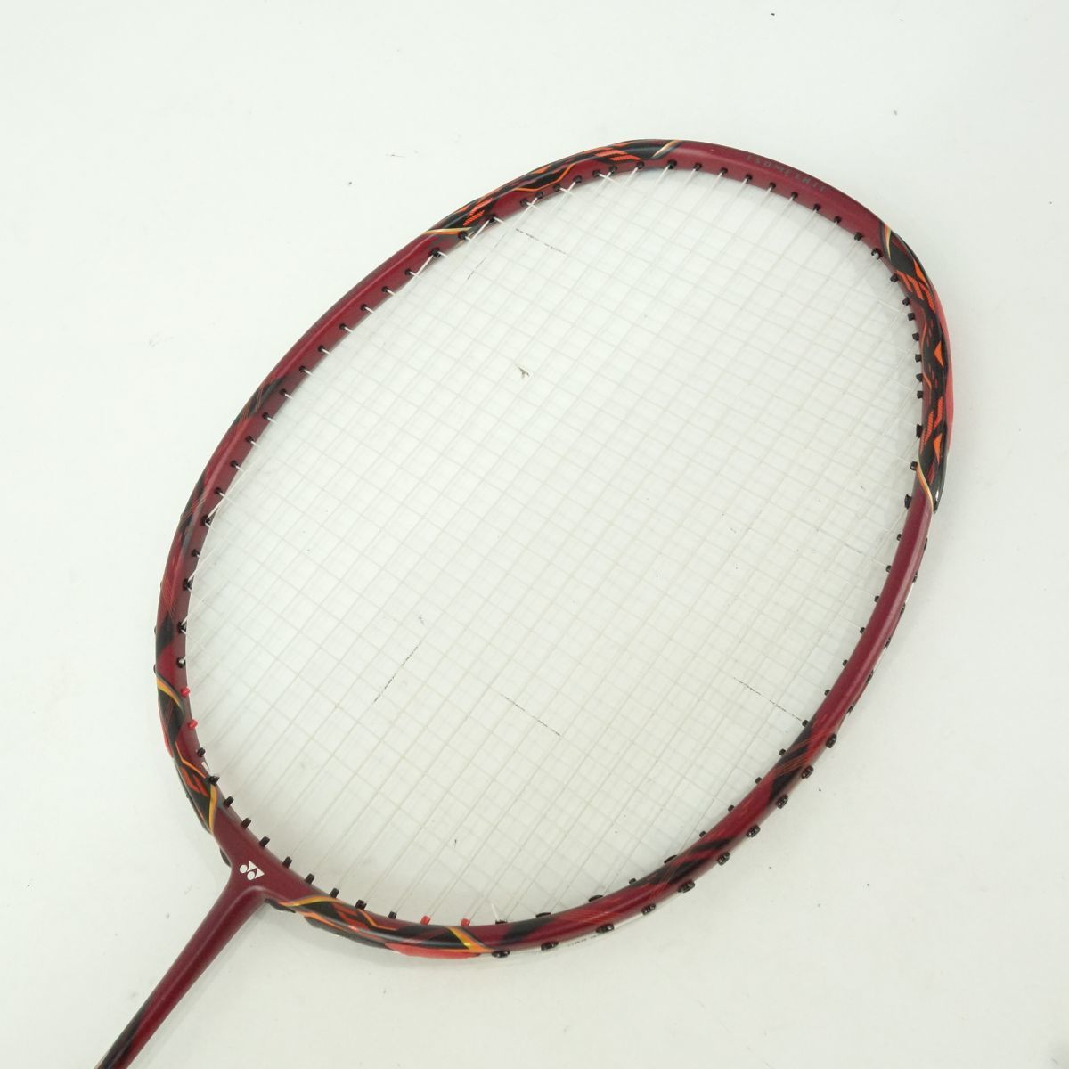 116 YONEX ヨネックス VOLTRIC 80 E-tune ボルトリック 80 イーチュン 4UG5 バドミントン ラケット ※中古_画像3