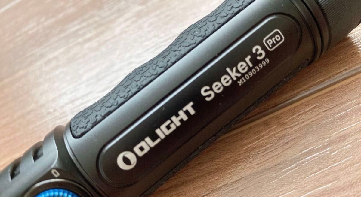 OLIGHT(オーライト) Seeker 3 Pro 懐中電灯 充電式 4200ルーメン ワークライト 高輝度 IPX8防水