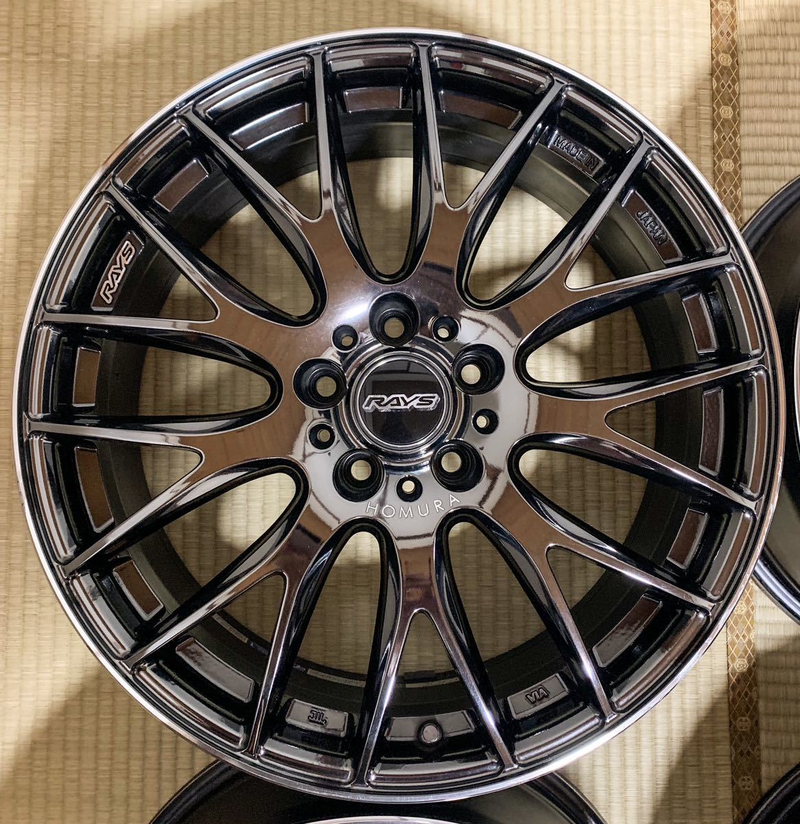 RAYS HOMURA 2×9 レイズホムラ ブラックメタルコート 19in 7.5J 114.3-5H 中古良品 ヴェゼル ヤリスクロス CX-3などに_画像2