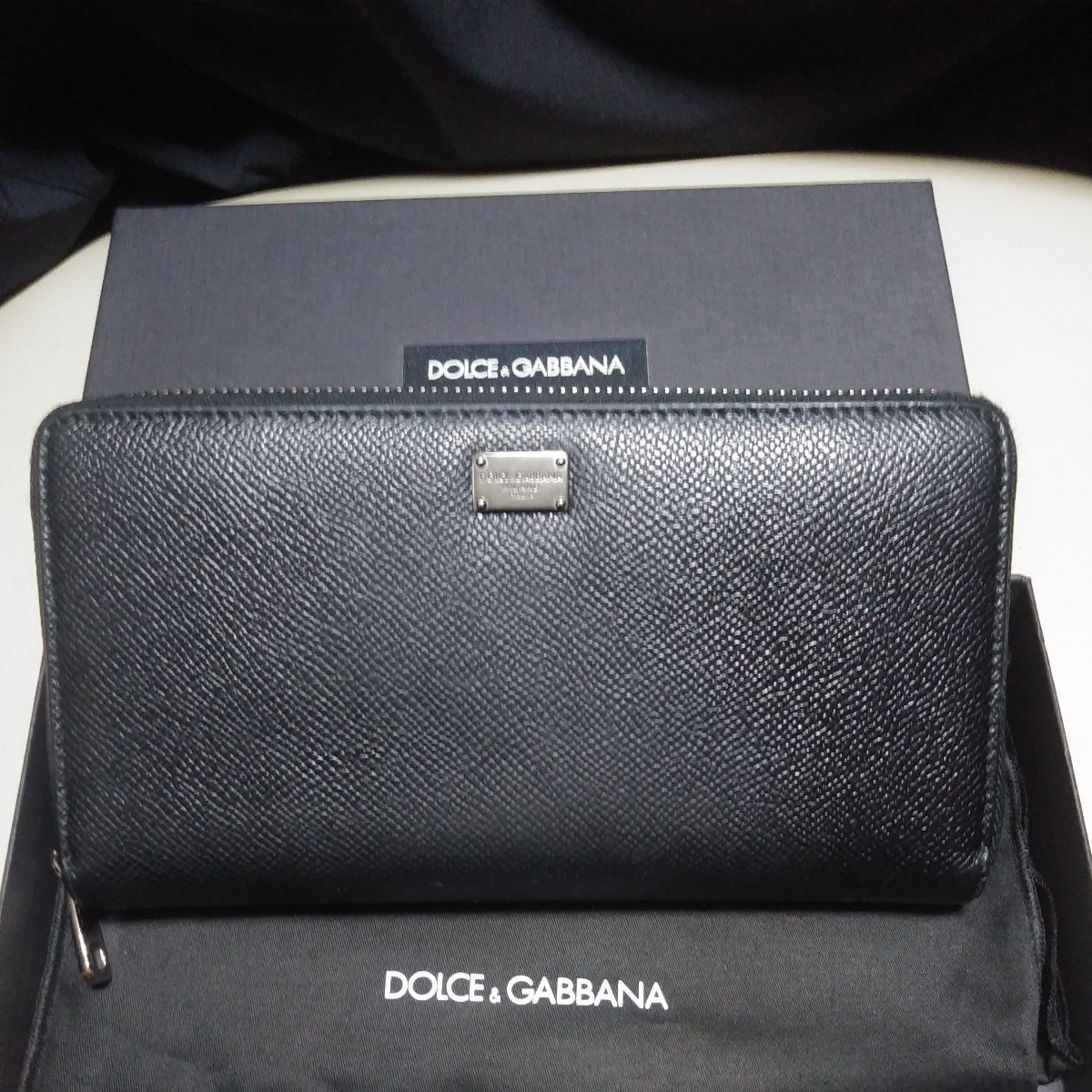 DOLCE&GABBANA 本革ラウンドジップ長財布_画像2