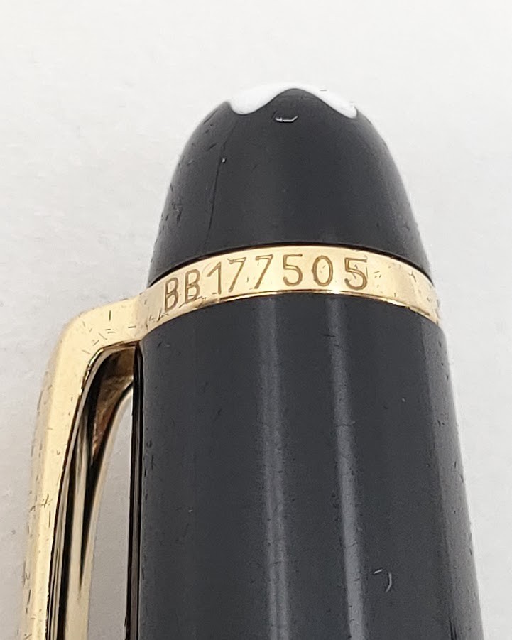 6 モンブラン マイスター シュテュック ボール ペン ツイスト式 2本 替芯 セット ケース付 黒 金 ブラック ゴールド ジャンク MONTBLANCの画像8