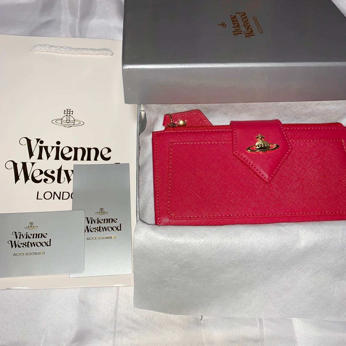 在庫限り》《新品未使用》vivienne westwood 長財布｜Yahoo!フリマ（旧