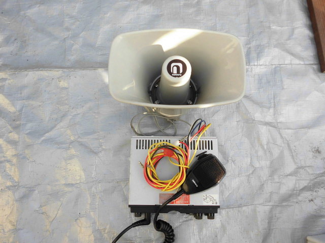 拡声器　ノボル電機　SD付車載アンプスピーカーセット　12V用　NP-110　YD-311B_画像1