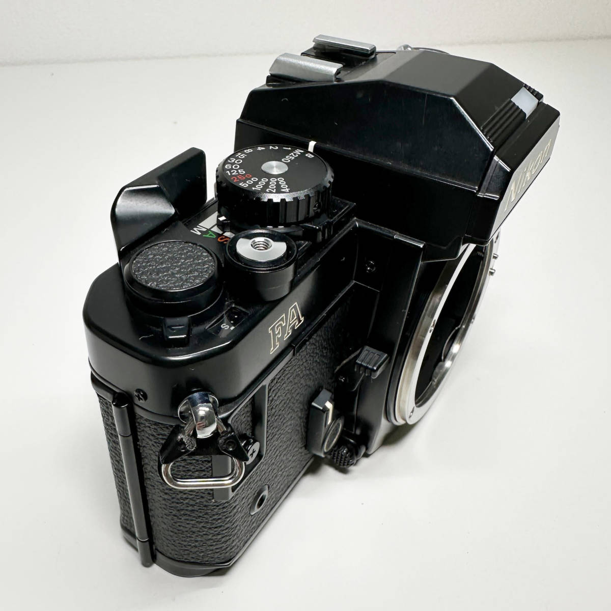 ◆中古◆ Nikon FA ＋ ワインダー MD-15 ＋ レンズ NIKON Micro Nikkor 105mm f2.8 / CONTAX RING レンズフード付属 【東3079】_画像5