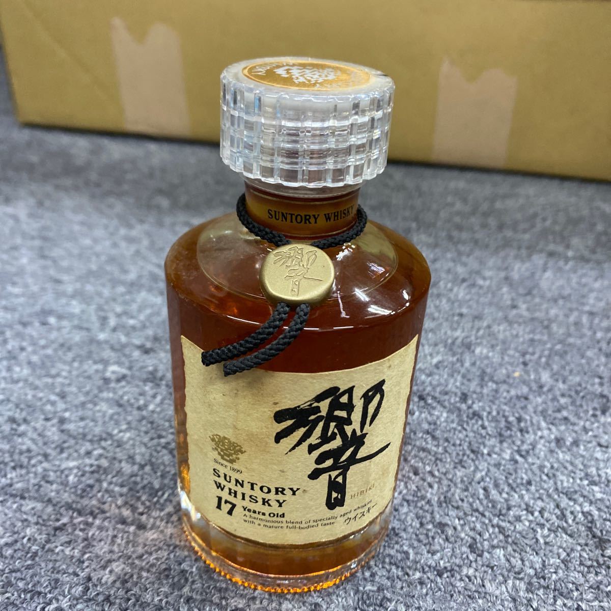 12301 新品 未開封 サントリー ジャパニーズウイスキー SUNTORY 響 17