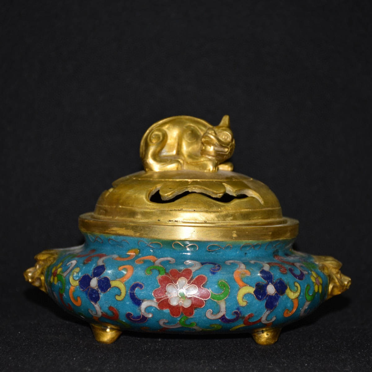 超珍館蔵】銅製 塗金 景泰藍 琺瑯彩 雙獅耳三足熏香炉 古賞物 古 超珍館蔵】銅製 塗金 景泰藍 琺瑯彩 雙獅耳三足熏香炉 古賞物 古