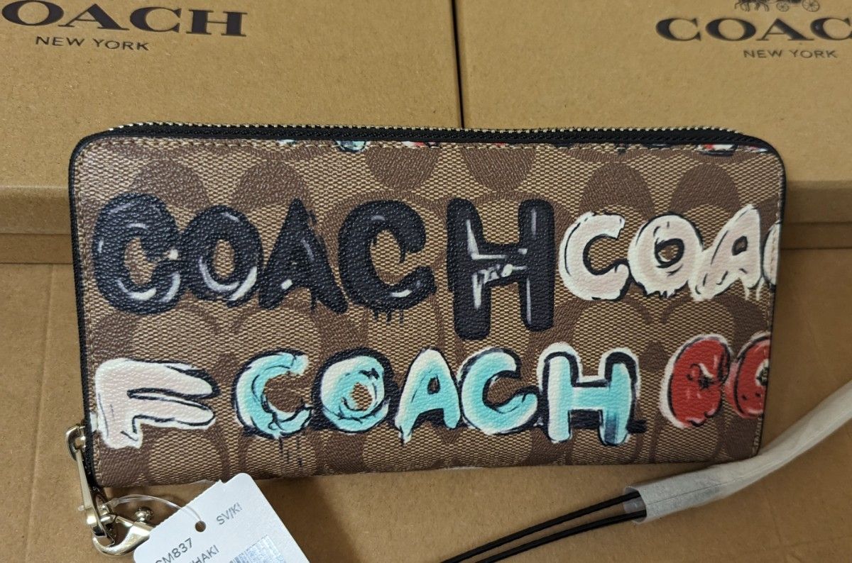 新品未使用 コーチ COACH！MINT コラボ 長財布 カーキ マルチ