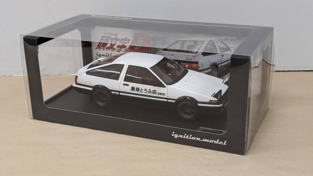 ◎D318/中古!! イグニッションモデル 頭文字D スプリンタートレノ AE86 トヨタ 1/18スケールモデル_画像1