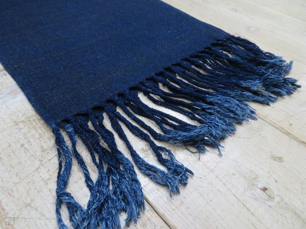 【未使用/長期保管品】 25年前にインドで仕入れた ストール 約140×35cm 綿100% 検索用⇒ 大判/マフラー/おしゃれ/防寒/藍色/D1224 #8_画像5