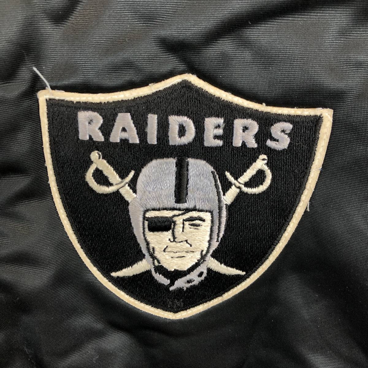 90s USA製 Chalk Line チョークライン NFL RAIDERS レイダース スタジアム サテン ジャケット スタジャン 黒 ブラック  S ヴィンテージ