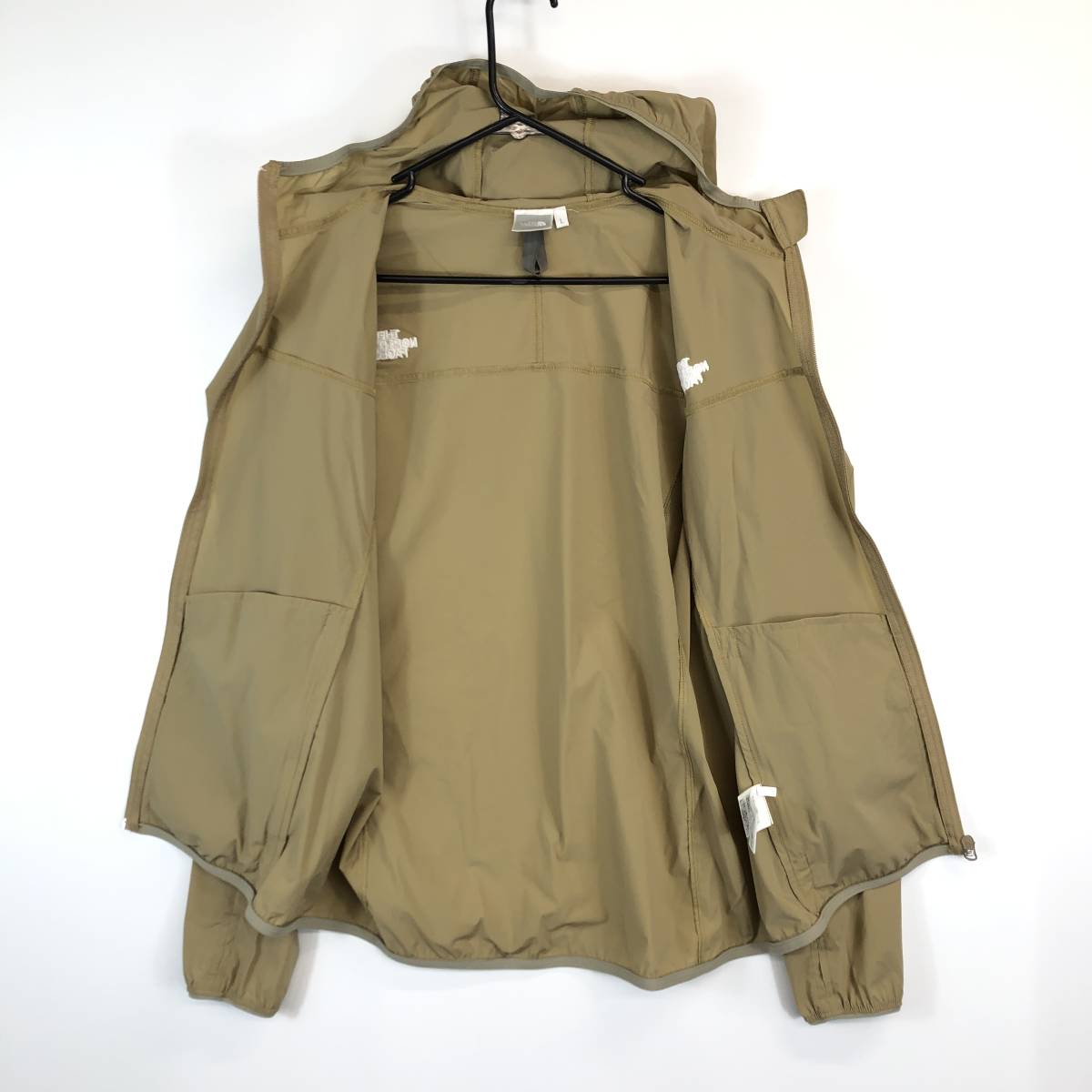 ノースフェイス マウンテンソフトシェルフーディ レディース Lサイズ Mountain Softshell Hoodie ナイロンパーカー NPW22303_画像4