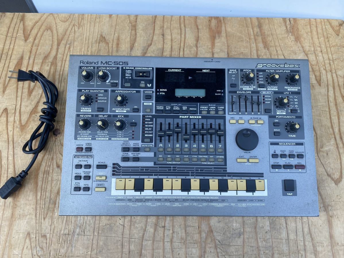 roland mc-505 groove box 電源ケーブル　中古品_画像1