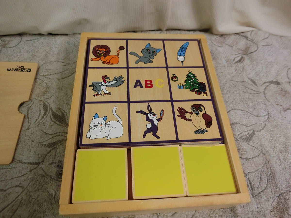 *TDK alphabet loading tree intellectual training toy 