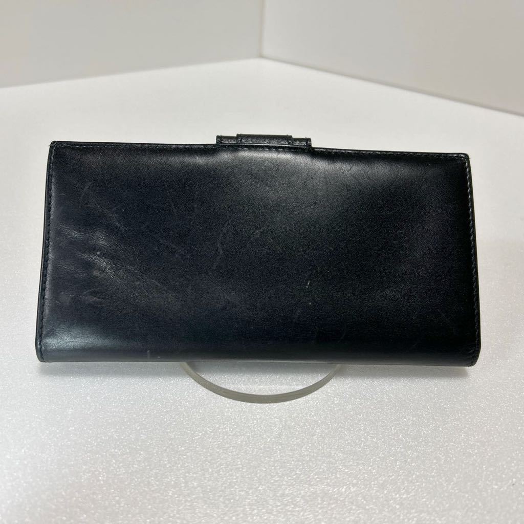 ◆Ferragamo フェラガモ◆ 長財布　スナップ式　二つ折り　本革　小銭入れ有　ブラック　IR-222410 【USED】1219_画像2