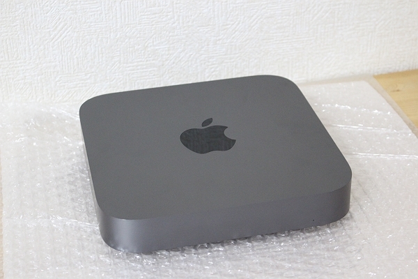 ★Mac mini MRTR2J/A 2018 [Core-i3/メモリ8GB/SSD128GB/スペースグレイ]★_画像1