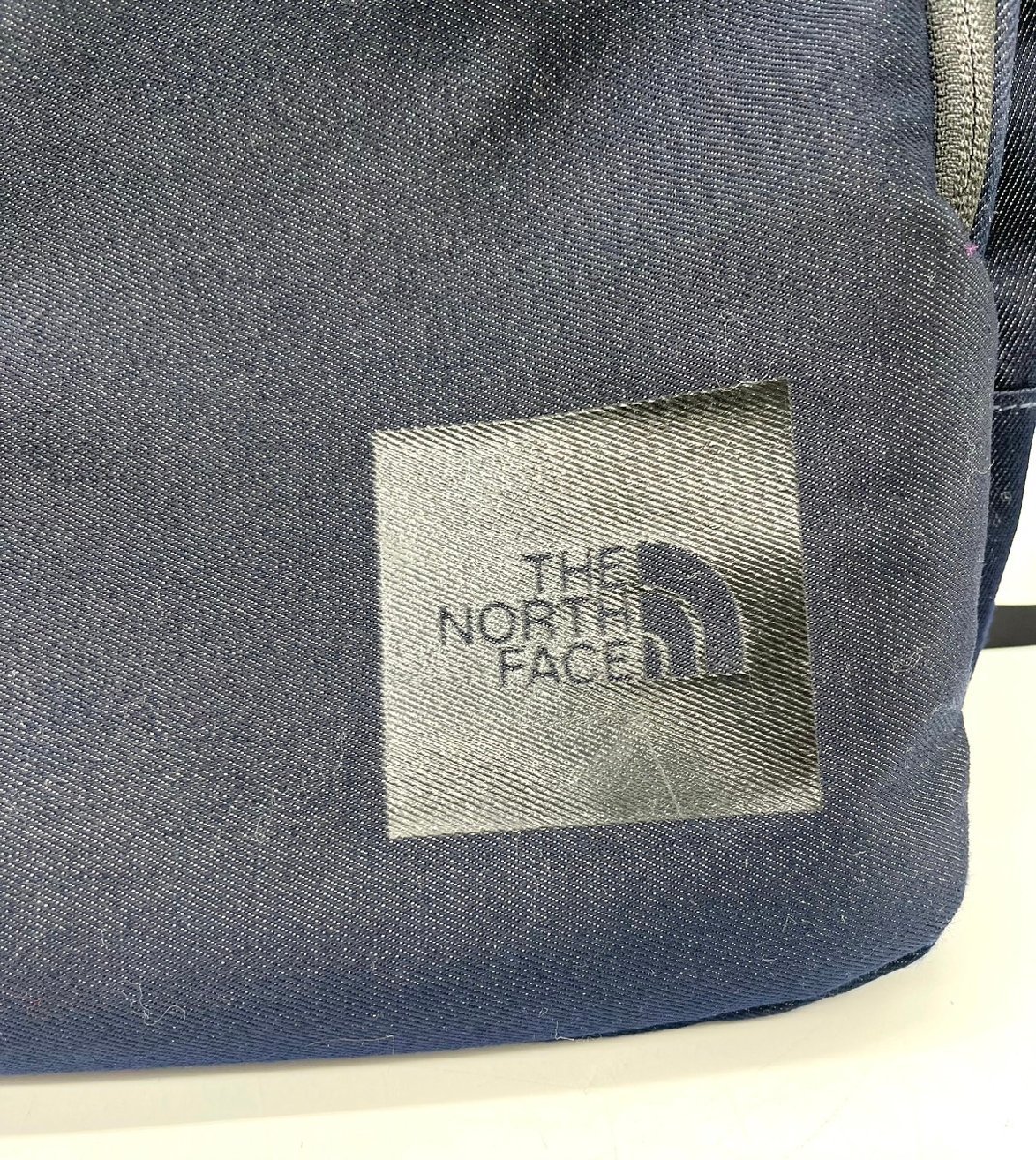 ●美品 THE NORTH FACE ザ・ノース・フェイス 鞄 リュックサック 2WAY ハンドバッグ バックパック ネイビー系_画像2