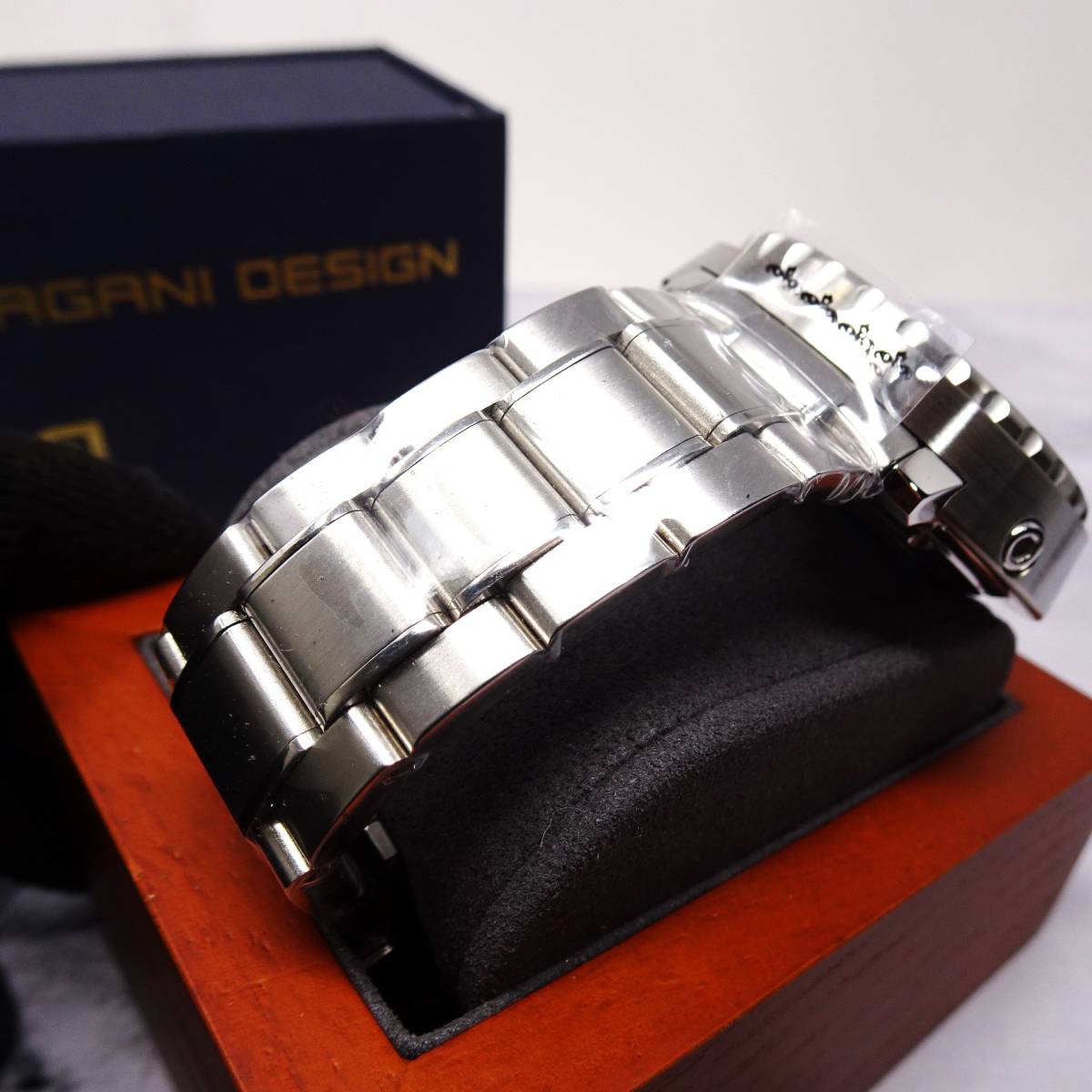〓新品〓腕時計 メンズ パガーニデザイン PAGANI DESIGN 機械式・NH35Ａ オマージュウォッチ ツナ缶 メタルストラップPG-1695・ブラック_画像7