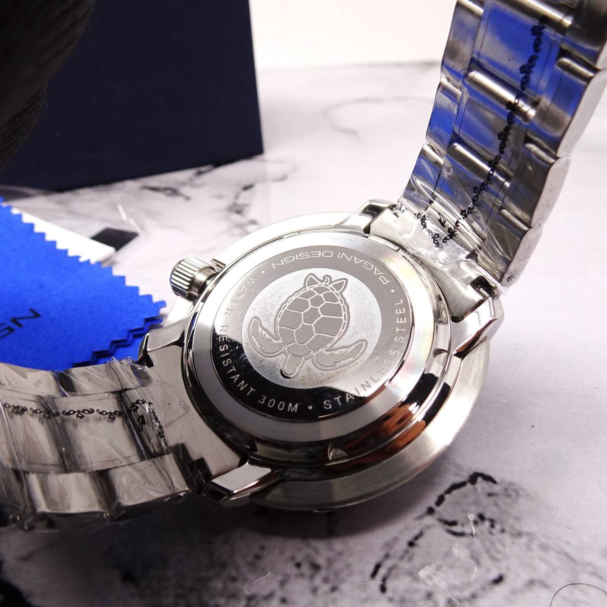 〓新品〓腕時計 メンズ パガーニデザイン PAGANI DESIGN 機械式・NH35Ａ オマージュウォッチ ツナ缶 メタルストラップPG-1695・ブラック_画像8
