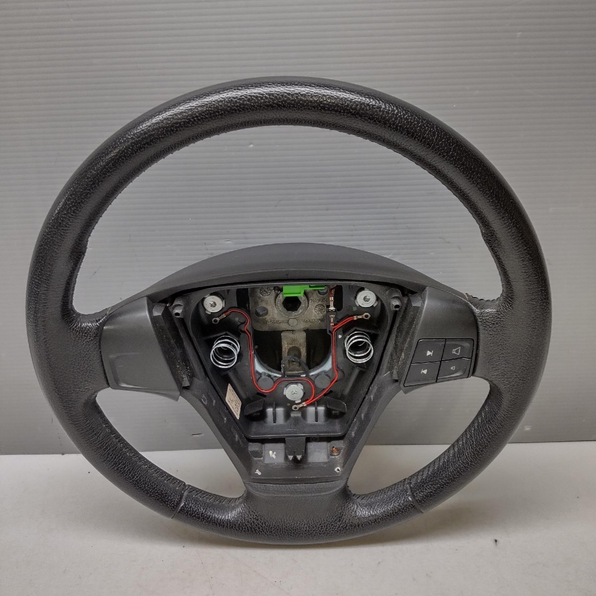 MB5244 Volvo V50 original steering wheel steering wheel ( leather ) 1D1-4-1/23C7042* including in a package un- possible 