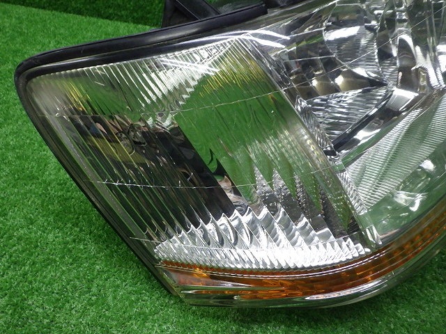 トヨタ　17系　マジェスタ　前期　右ヘッドライト　HID　30-285　231220003_画像4