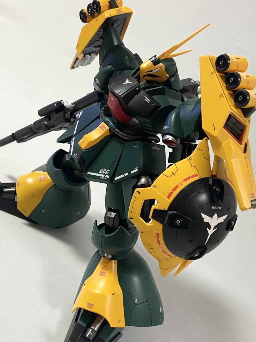 RE ヤクト・ドーガ ジュネイ・ガス機 RE1/100 塗装完成品 (中古 RE ヤクト・ドーガ ジュネイ・ガス機 RE1/100 塗装完成品 (中古