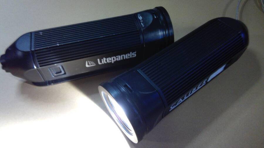 Litepanels ライトパネルズ CALIBER フレネル型LEDライト 2台セット●現状品【TB】_画像10