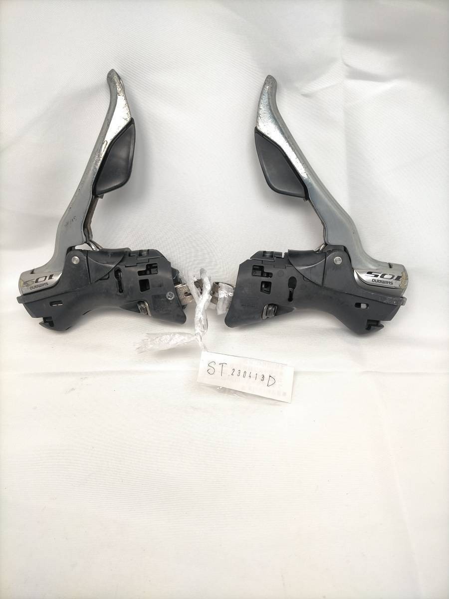 ST 5800 Shimano 105 シルバー　２x１１s　STIレバー　フードなし　右側ケーブルカバー欠品 ST230413D_画像2