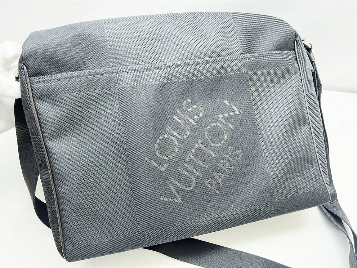 美品　Louis Vuitton　ルイヴィトン　ダミエジェアン　メサジェ　NM　 ショルダーバッグ　クロスボディ　黒　 M93225