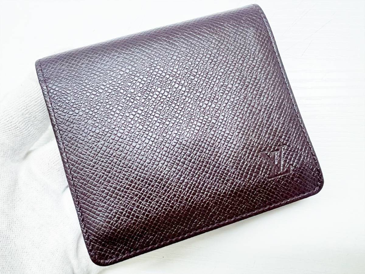 美品　Louis Vuitton　ルイヴィトン　タイガ　ポルトビエ3カルトクレディ　 二つ折り財布　コンパクト　アカジュ―　M30456_画像2