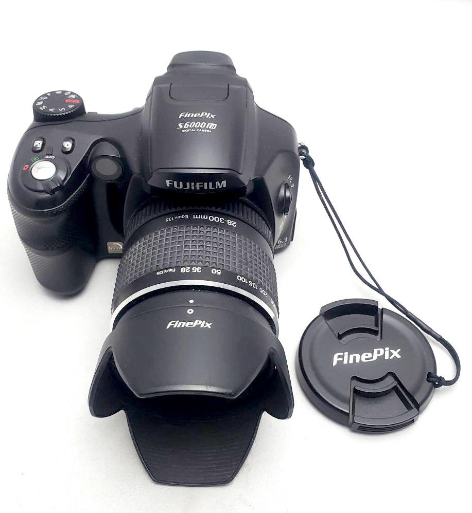 ［1000円スタート] 動作品 FinePix S6000fd ブラック FUJIFILM デジタルカメラ 28-300mm 10.7倍ズーム CCD_画像4