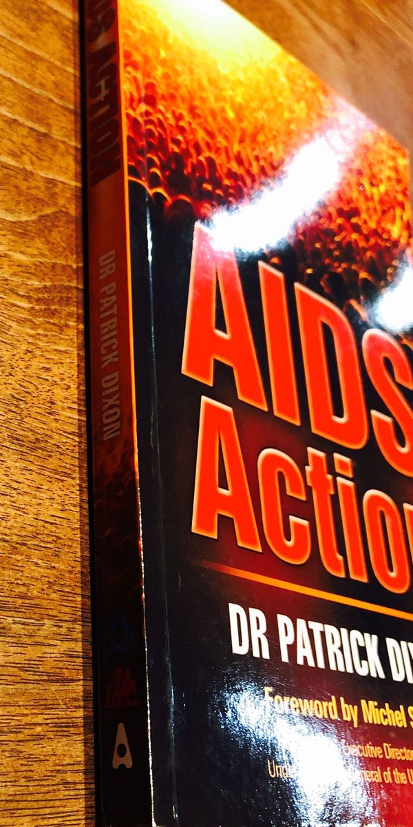 洋書 英語 / エイズ・アクション AIDS ACTION 