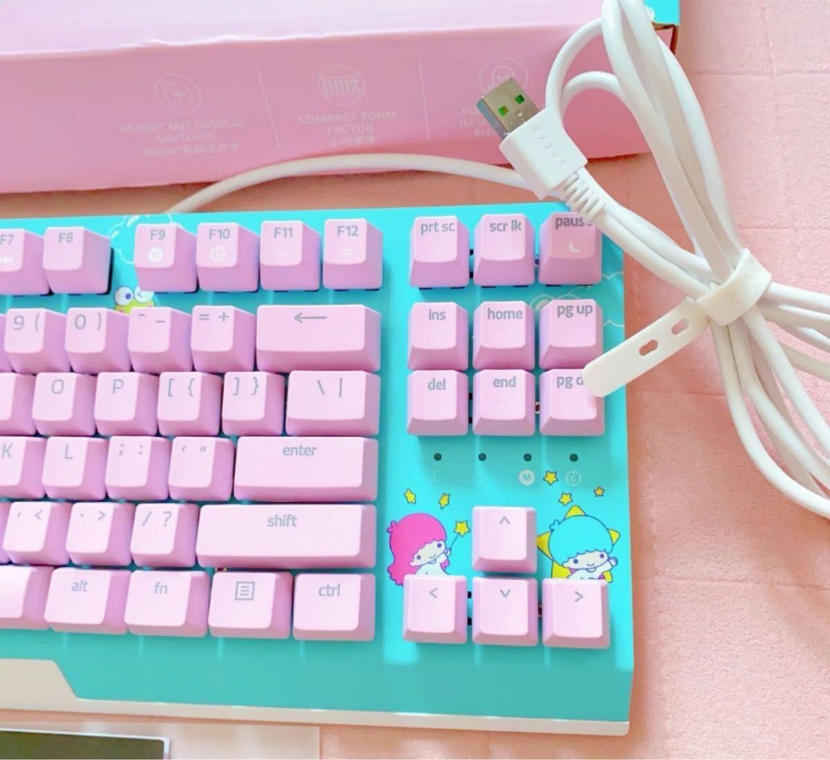 razer sanrio キーボード マウス マウスパッド サンリオ razer sanrio キーボード マウス マウスパッド サンリオ