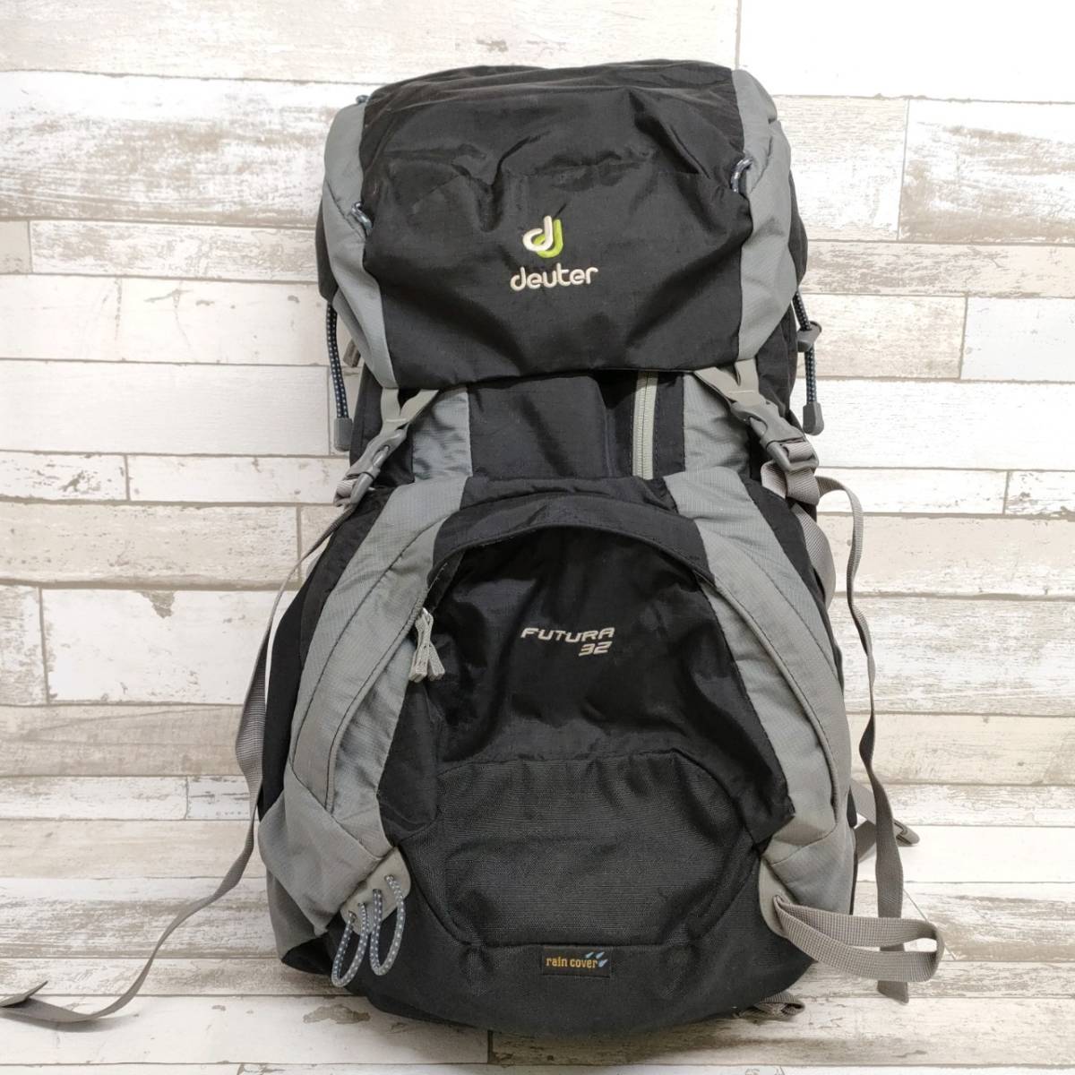 Deuter ドイター FUTURA32 フューチュラ32 バックパック 黒グレー 登山用 バックパック レインカバー付_画像1