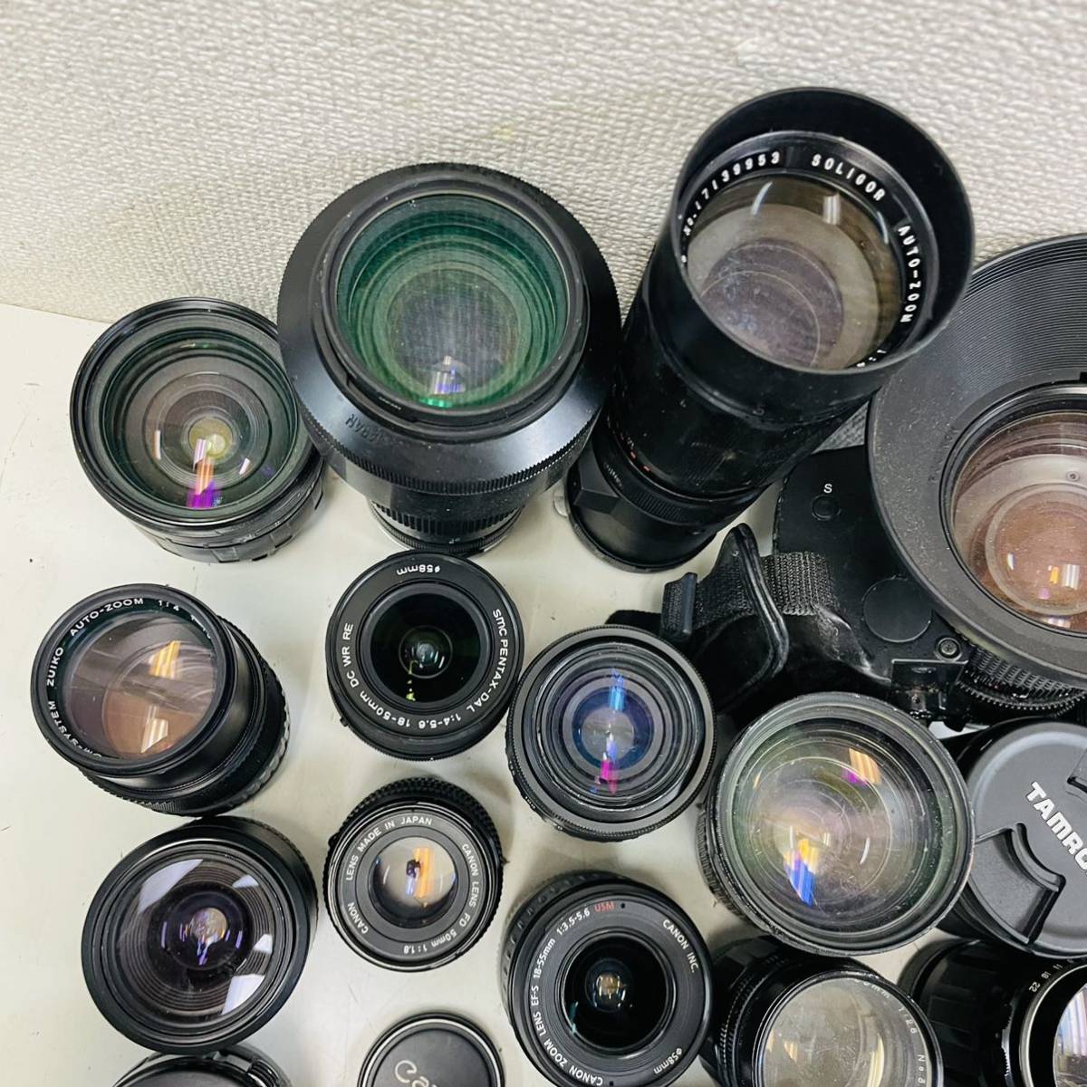 カメラレンズ大量まとめ 約40本 Canon SIGMA Nikon Olympus Tamron Fujica コンバージョンレンズなど 単焦点 ズームレンズ NN7460_画像2