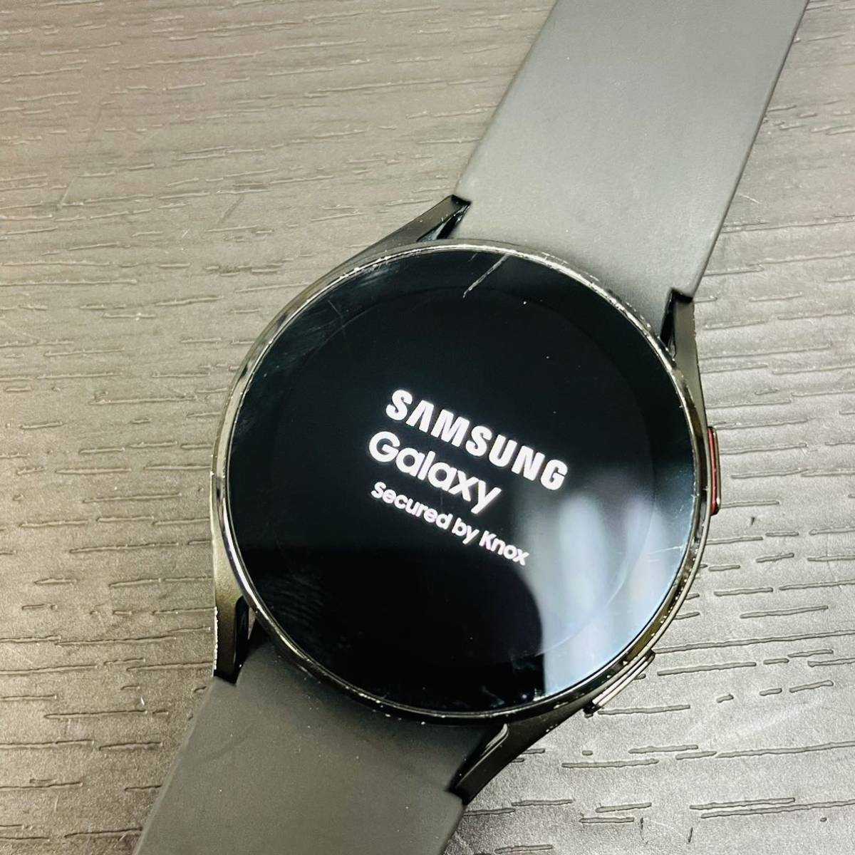 動作品 SAMSUNG サムスン Galaxy Watch4 40mm SM-R860 スマートウォッチ ブラック NN7332_画像1