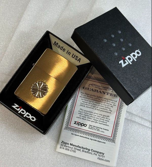 ■新品 ZIPPO 真鍮 菊の御紋 ご紋家紋 愛国 昭和 平成 右翼 左翼 菊紋 xp48_画像1