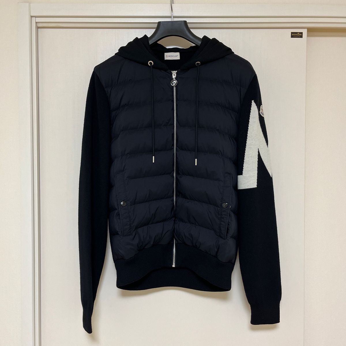 美品】 モンクレール ニットダウン & タトラス ダウンジャケット 美品】 モンクレール ニットダウン & タトラス ダウンジャケット