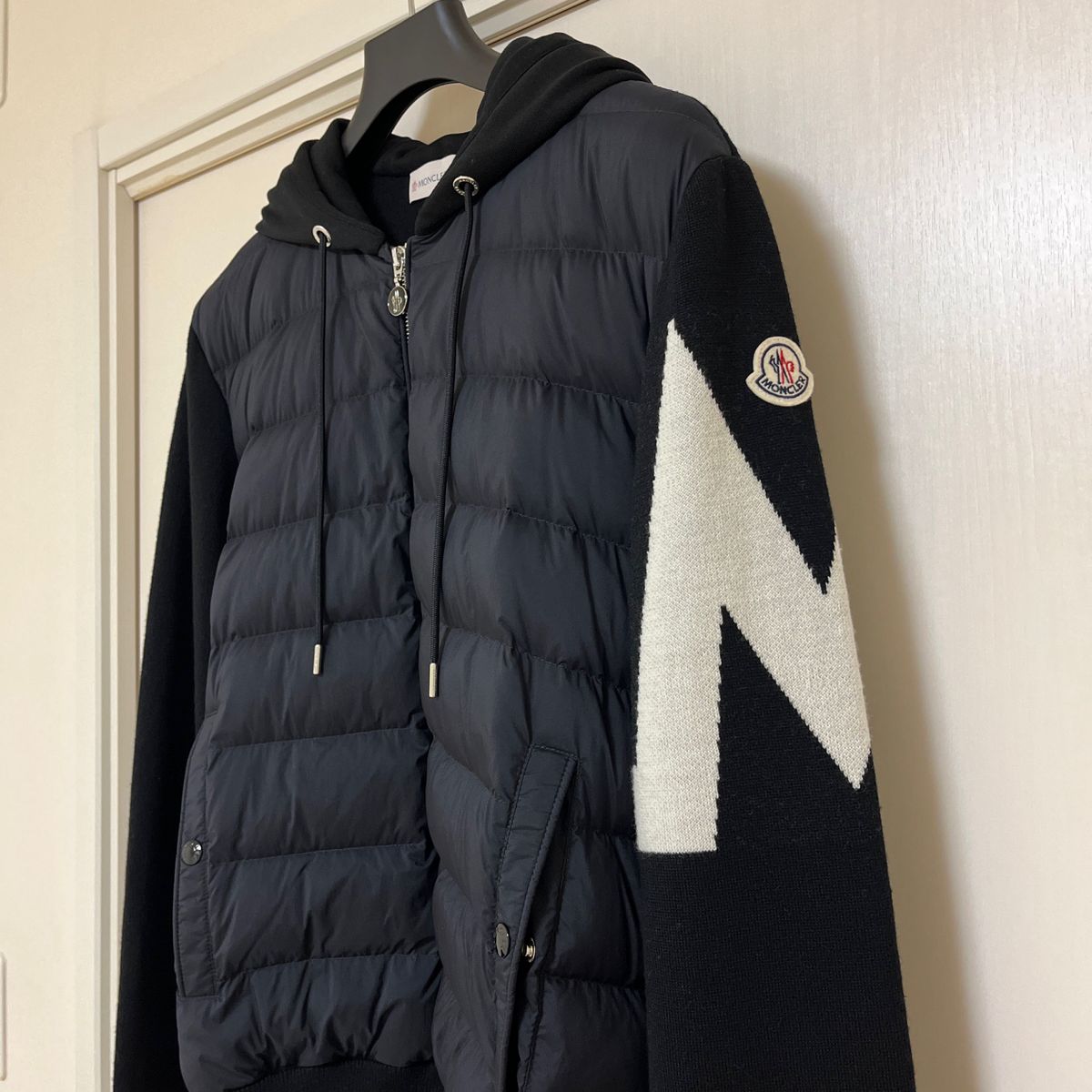 美品】 モンクレール ニットダウン & タトラス ダウンジャケット 美品】 モンクレール ニットダウン & タトラス ダウンジャケット