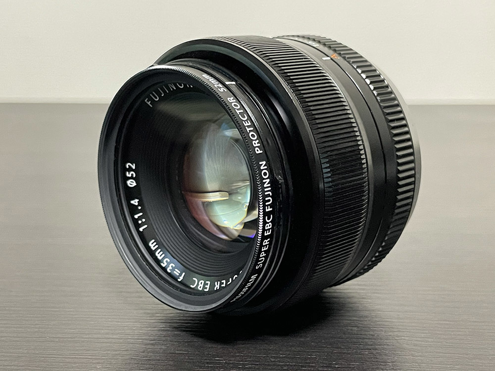 【動作確認済】極上品　FUJINON フジノン レンズ XF35mmF1.4R 専用レンズフード フィルター付_画像2