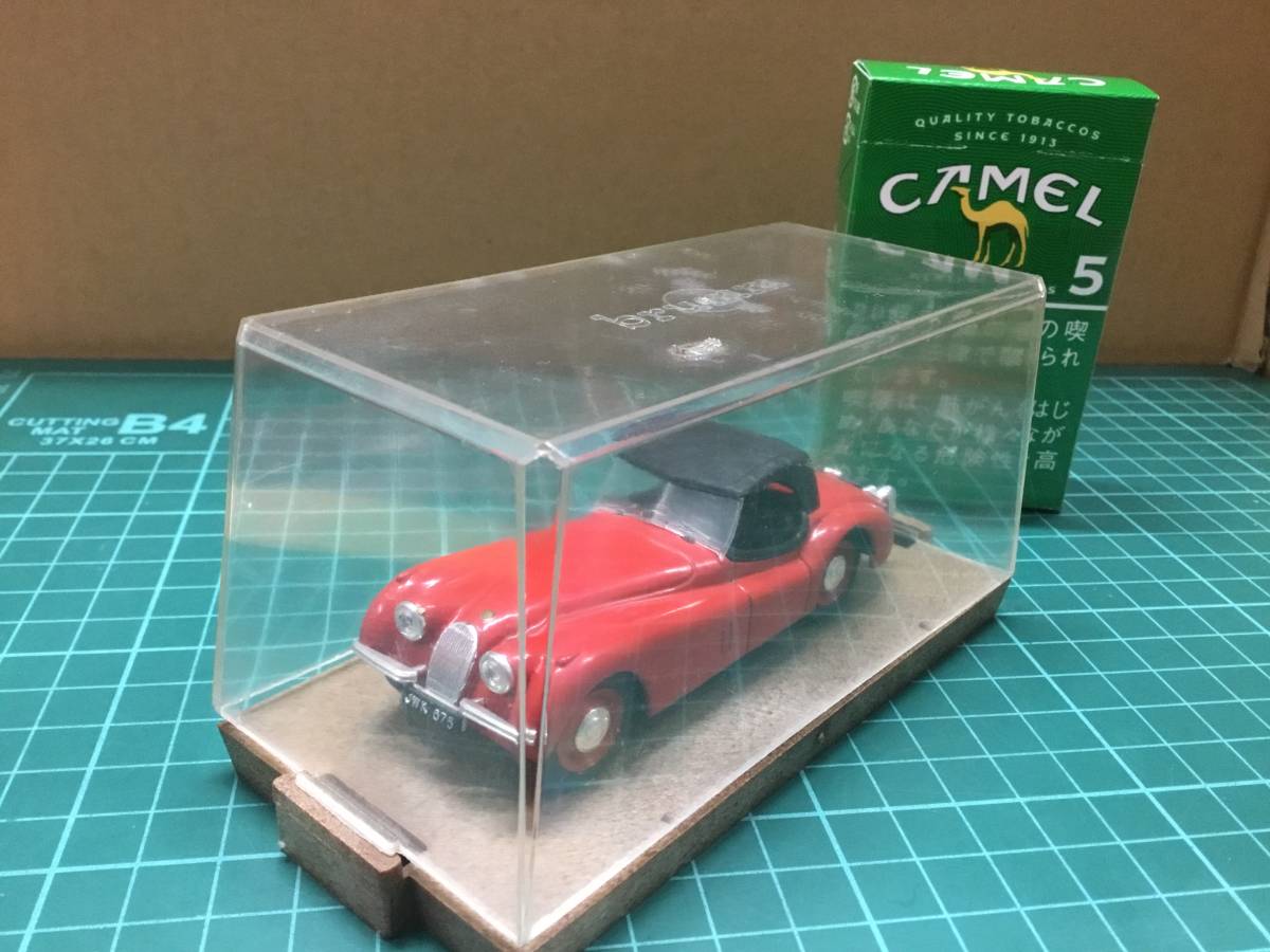 【ミニカー】Brumm 1/43 JAGUAR 3.5LITRI 1948 HP160 赤_画像1