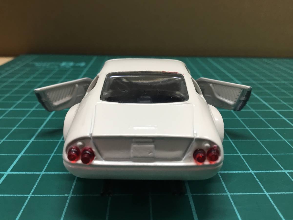 【ミニカー】solido FERRARI 365 GTB4 daytona le mans 白 ソリド フェラーリ 箱 _画像5