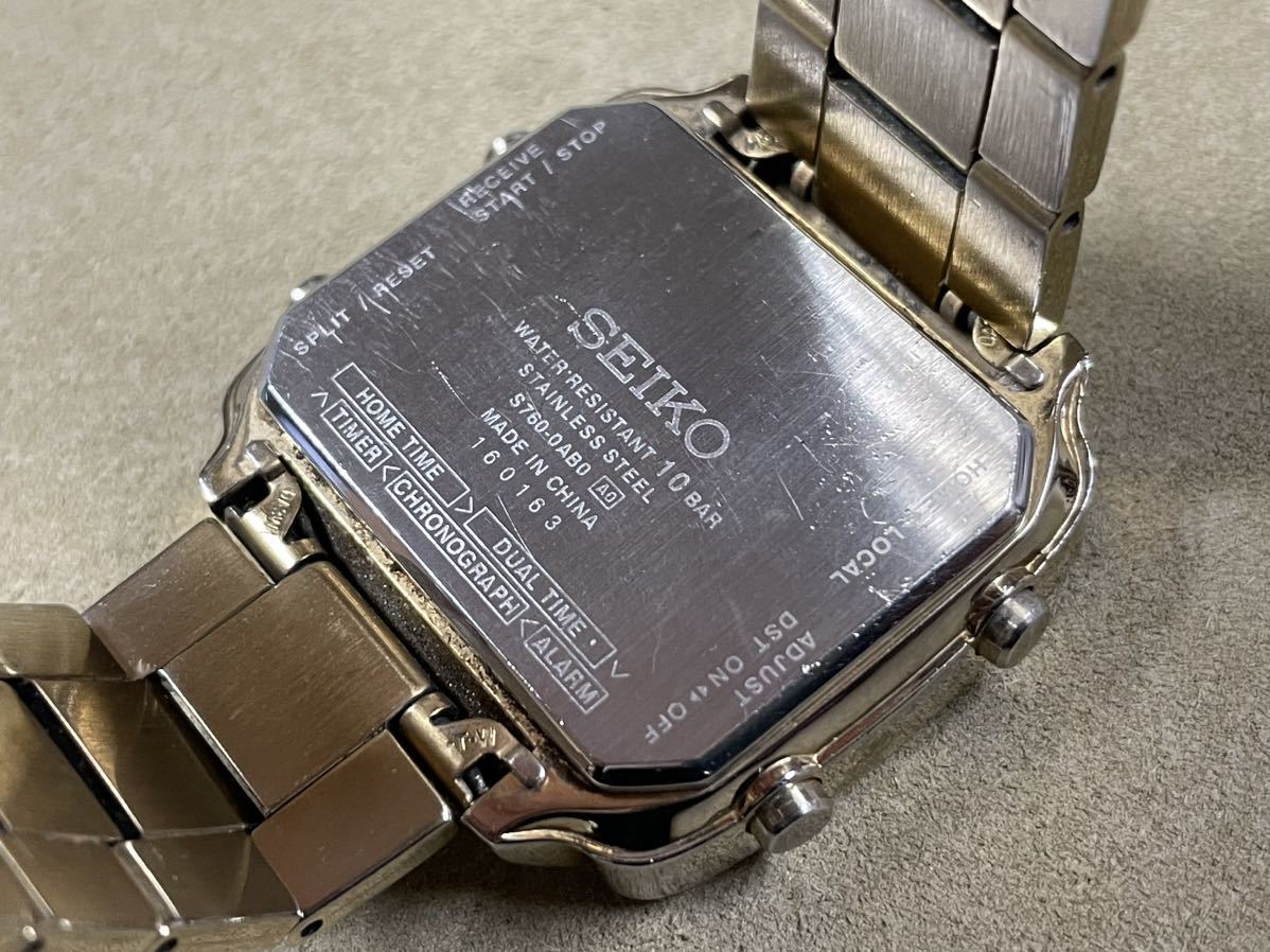 【レアモデル】SEIKO セイコー スピリット S760-0AB0 電波ソーラー WORLD TIME デジタル ゴールドカラー 純正メタルブレス【動作確認済み】_画像5