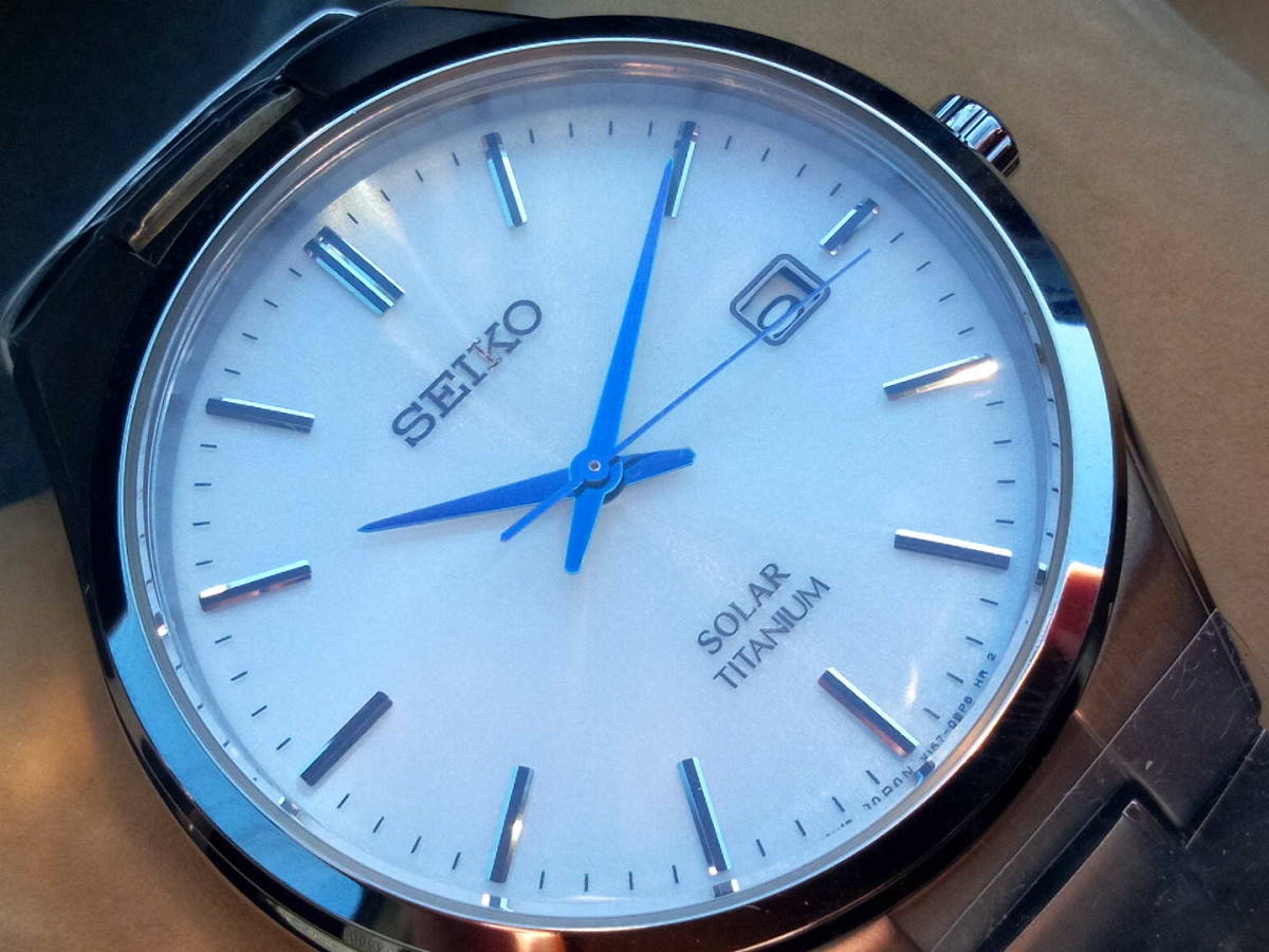 新品未使用　セイコー　SEIKO 　セイコーセレクション　スピリット　SBPX073 ソーラー チタン ホワイト　ブルー針 メンズ 腕時計_画像1